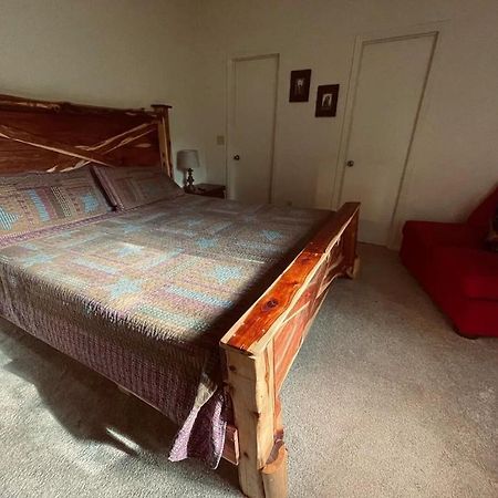 Cabin With Treehouse Views, 3 King Beds, 4 Bunks, And Large Hot Tub! Gatlinburg Exterior photo